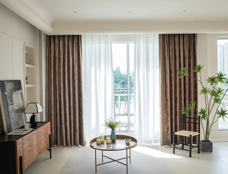 Fløyelsgardin med marmormønster og laminering